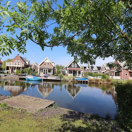 Casa vacanze In South Holland With Private Jetty Simonshaven