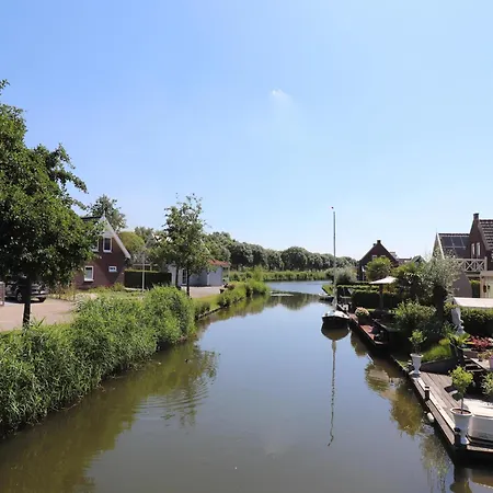 Dom wakacyjny In South Holland With Private Jetty *