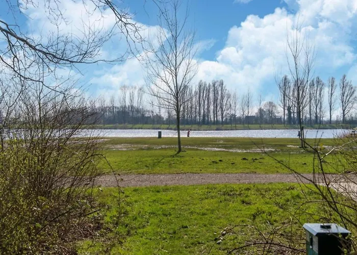 Vakantiehuis In South Holland With Private Jetty